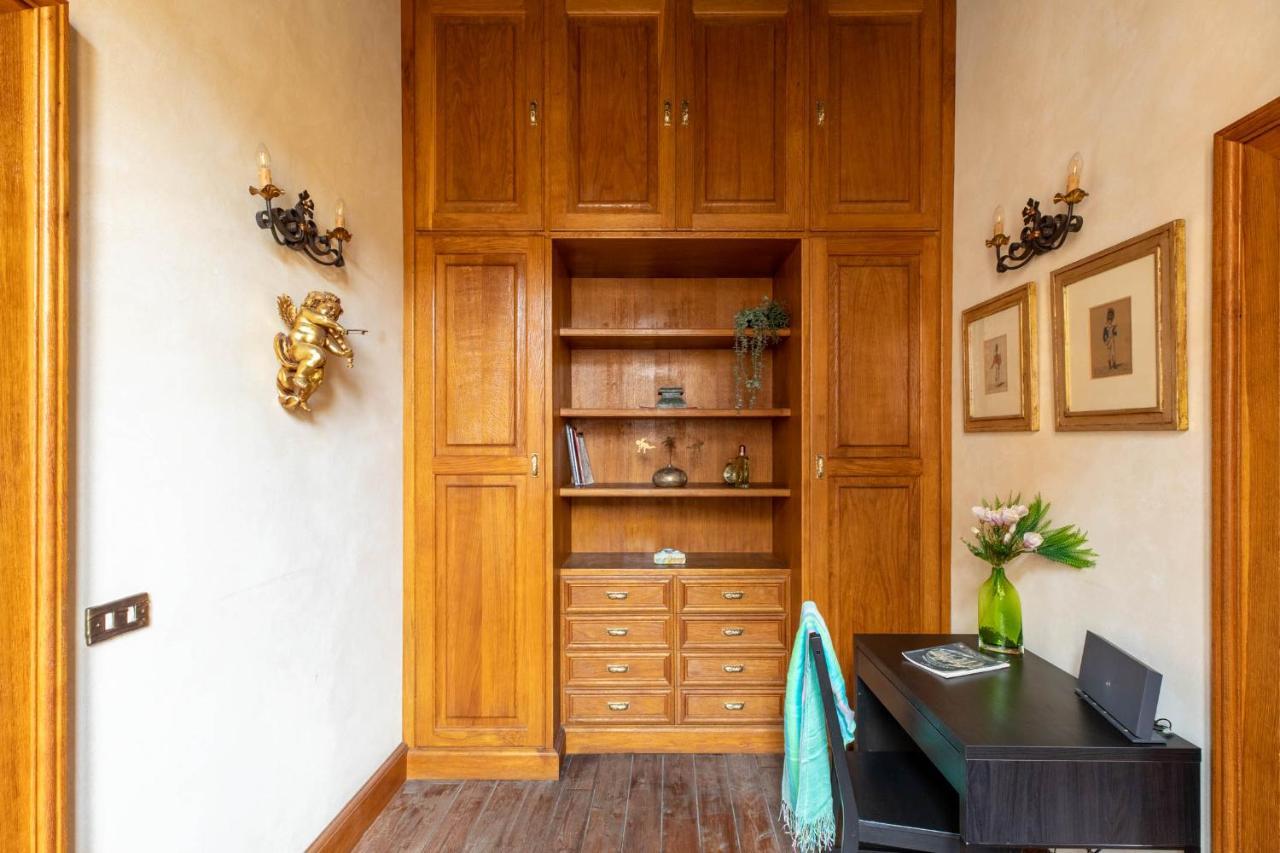 Iflat Golden Gem In Trevi Apartment Rome Exterior photo