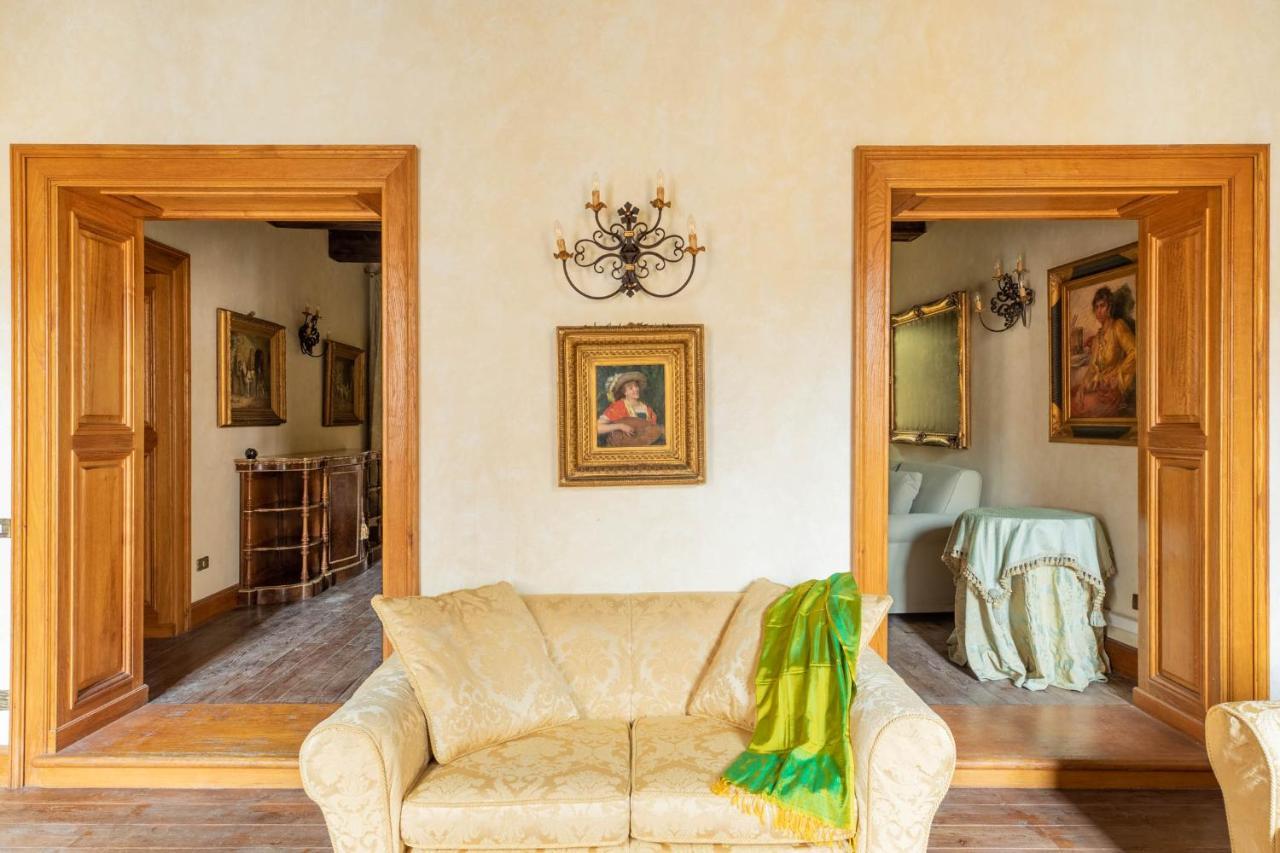 Iflat Golden Gem In Trevi Apartment Rome Exterior photo