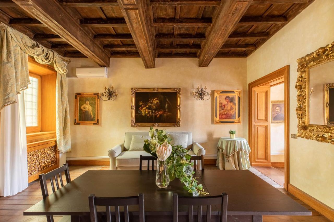 Iflat Golden Gem In Trevi Apartment Rome Exterior photo